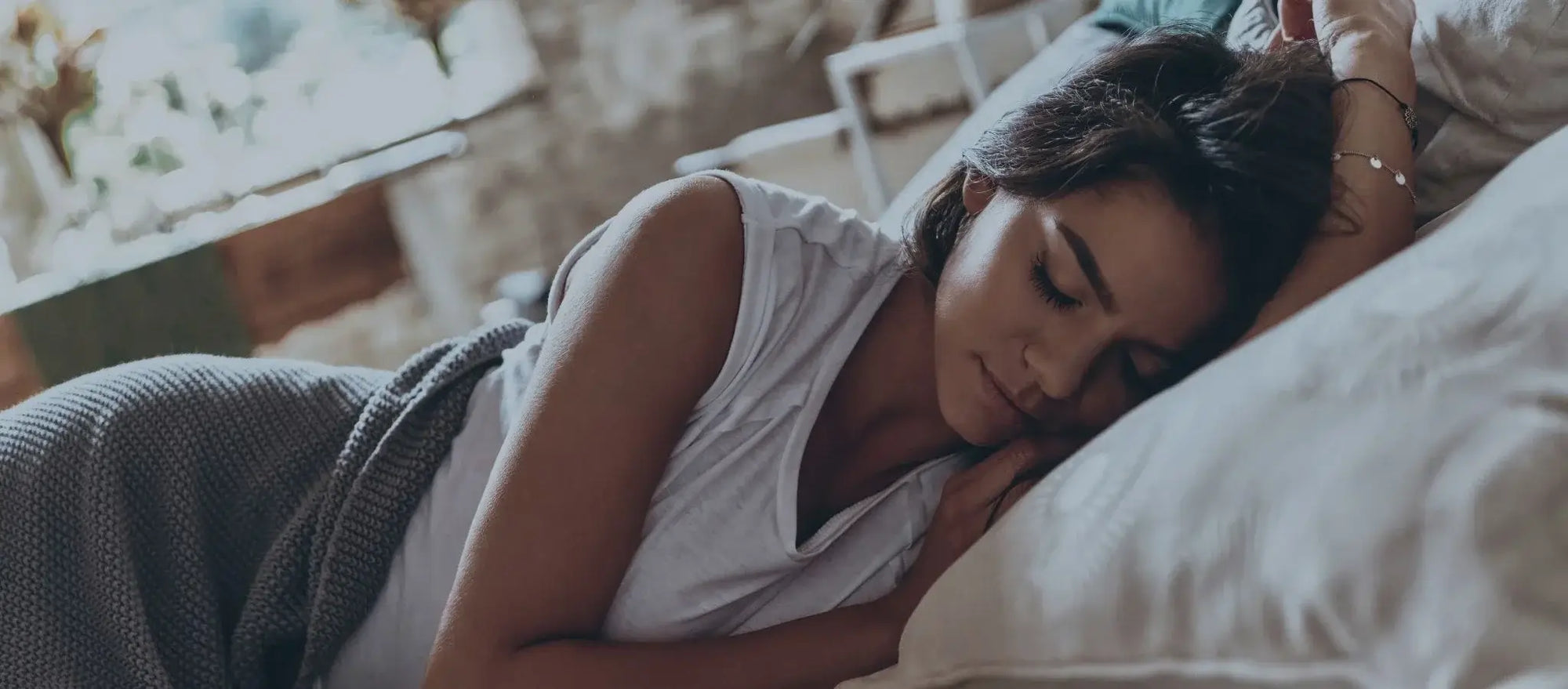 Unlocking the Difference: A Comprehensive Guide to CBD vs CBN for Sleep': "Image featured in 'Unlocking the Difference: A Comprehensive Guide to CBD vs CBN for Sleep,' a resource developed by doctors.